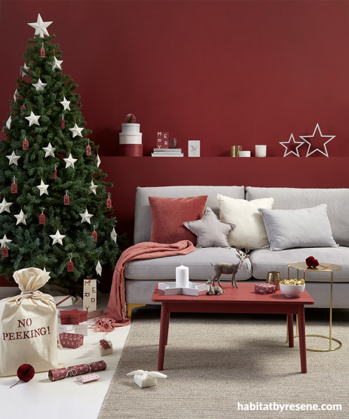 christmas interior ideas, christmas decor, christmas decoration ideas, red interior inspiration