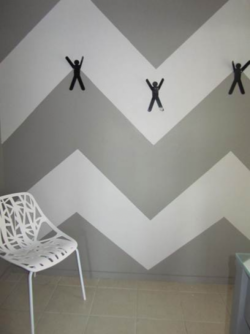 chevron wall, feature wall, geometric, hallway style, painting shapes