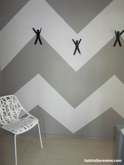 chevron wall, feature wall, geometric, hallway style, painting shapes