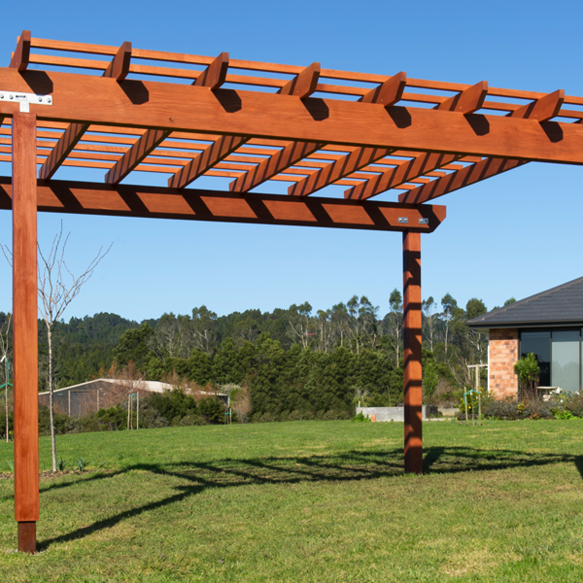 DIY: Build a pergola | Habitat by Resene