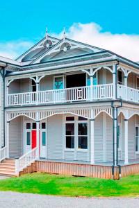 Three storey 110-year-old villa is rejuvenated with Resene paints after surviving tornado and 600km relocation Three storey 110-year-old villa is rejuvenated with Resene paints after surviving tornado and 600km relocation