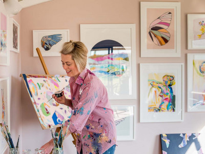 A Canterbury artist chooses punchy pastels and sunny-day blues to give her family’s old-school villa a fresh, modern twist.