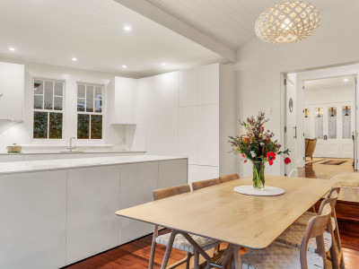 Modern meets heritage in this 1912 transitional villa renovation Modern meets heritage in this 1912 transitional villa renovation