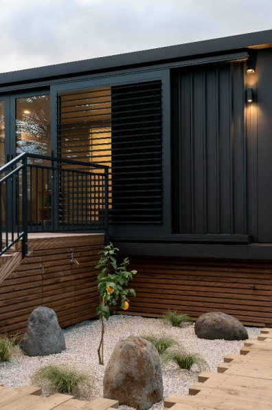 How to pick the right colour for your new roof 